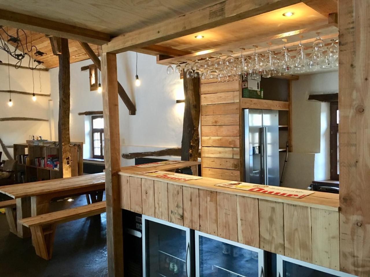Hotel Au Romain Heyd Екстериор снимка